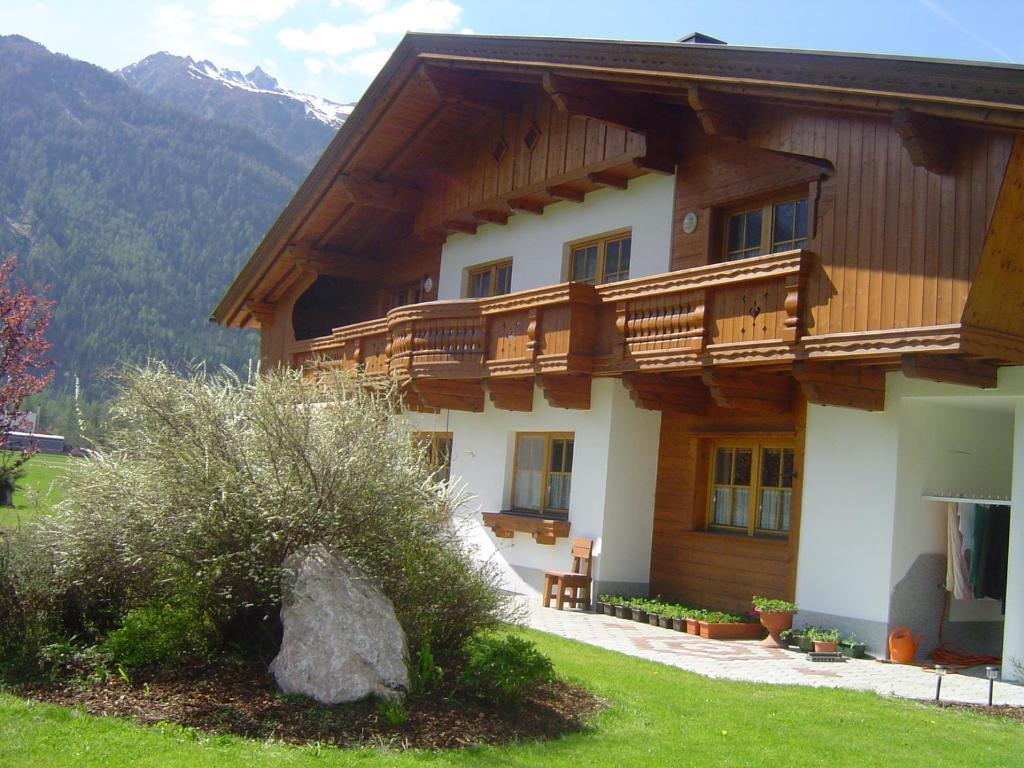 Gstreinhof Langenfeld Luaran gambar