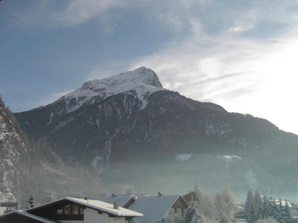 Gstreinhof Langenfeld Bilik gambar